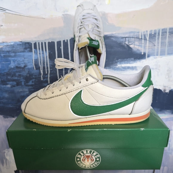 Nike Other - Nike Classic Cortez QS Hawkins high Stranger things Size 10.5 CJ6106 100